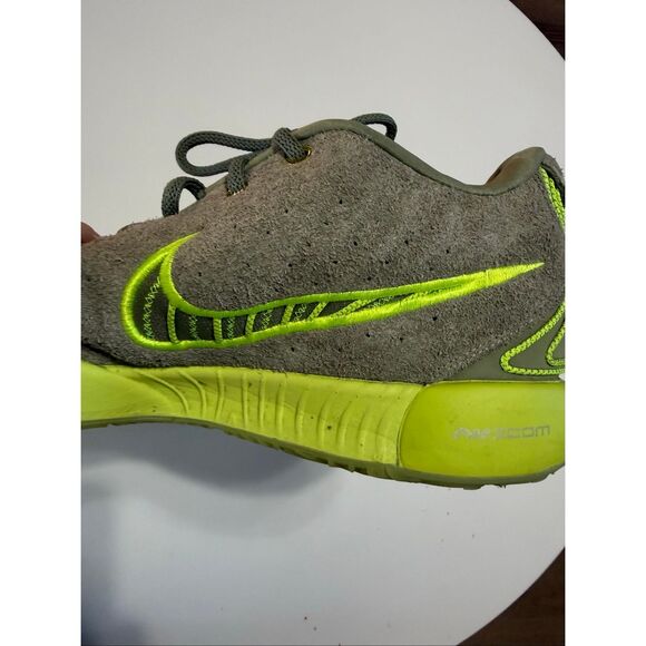 Nike LeBron 21 Algae Sneaker Athletic Shoes Green Suede Volt Yellow Men\'s Sz 15 main image 9